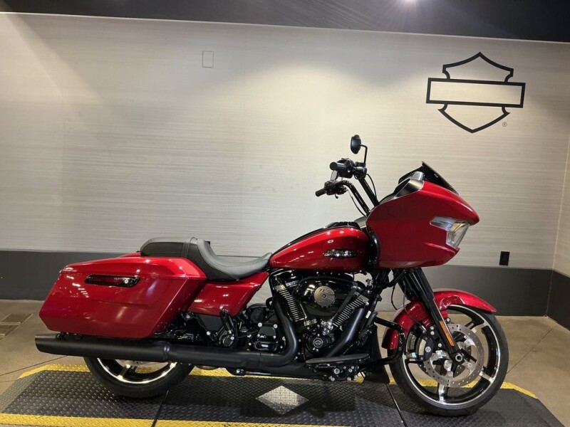 FLTRX 2025 Road Glide™