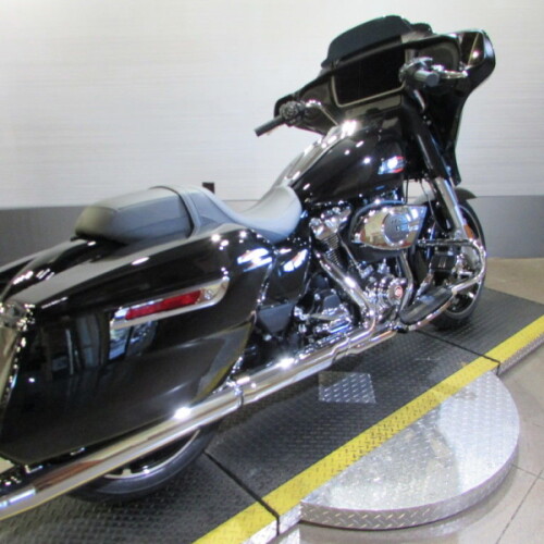FLHX 2026 Street Glide® thumb 3