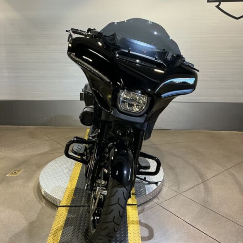 FLHX 2024 Street Glide® thumb 2