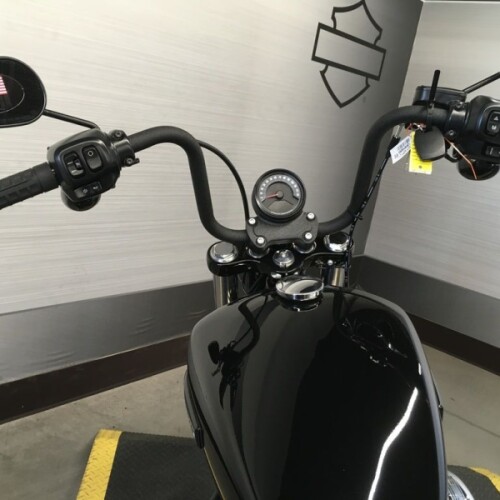 FXBB 2026 Street Bob® thumb 2