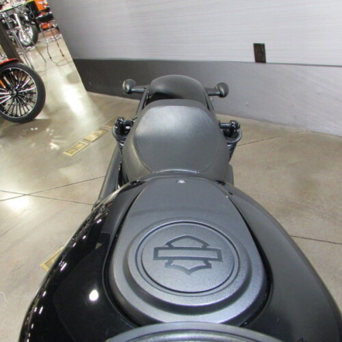 RH975 2023 Nightster™ thumb 3