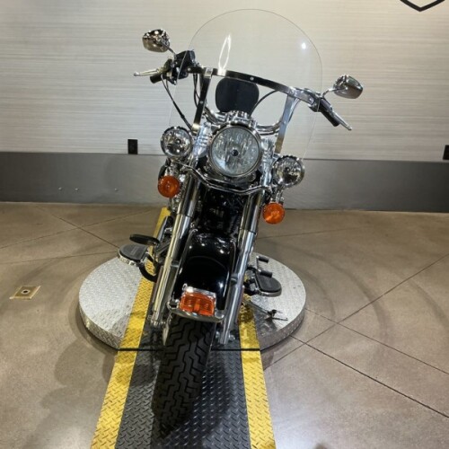 FLSTC 2015 Heritage Softail® Classic thumb 2