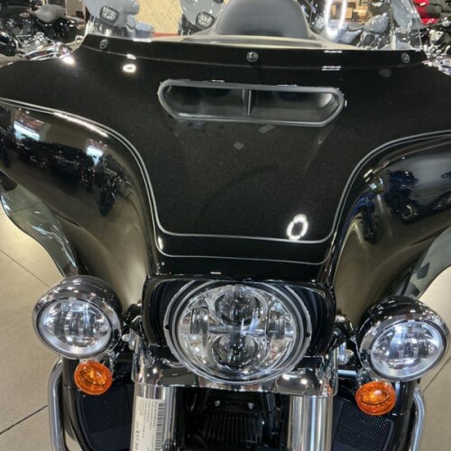 FLHTCUTG 2024 Tri Glide™ Ultra thumb 1