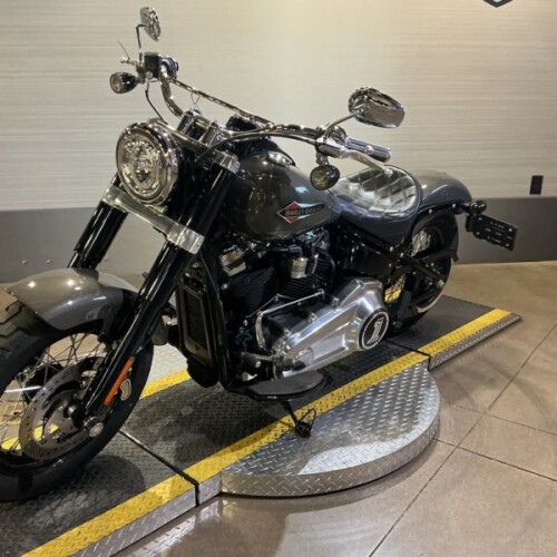 FLSL 2019 Softail Slim® thumb 0