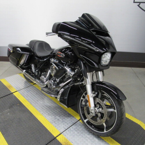 FLHX 2024 Street Glide® thumb 3