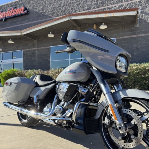 FLHX 2024 Street Glide® thumb 3