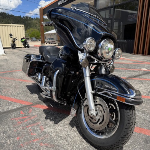 2006 Harley-Davidson® FLHTCUI Electra Glide® Ultra Classic® SHINE thumb 3