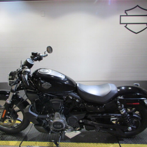 RH975 2023 Nightster™ thumb 0