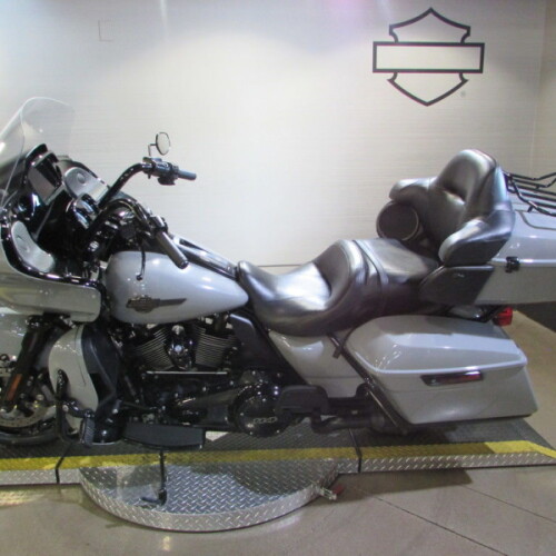 FLTRK 2024 Road Glide™ Limited thumb 0