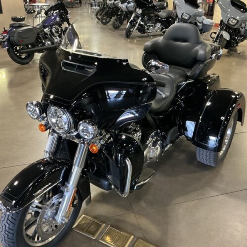 FLHTCUTG 2024 Tri Glide™ Ultra thumb 0