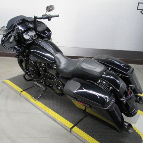 FLTRXS 2021 Road Glide® Special thumb 2