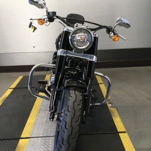 FLSL 2020 Softail Slim® thumb 2