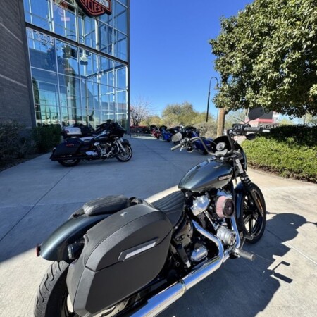 FXBB 2025 Street Bob™ thumb 1