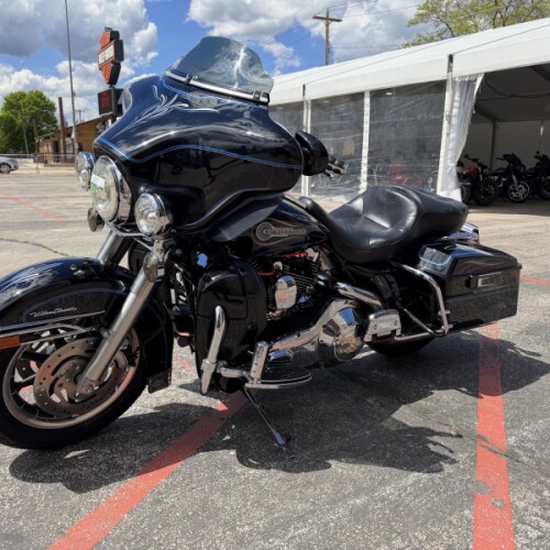 2006 Harley-Davidson® FLHTCUI Electra Glide® Ultra Classic® SHINE thumb 0