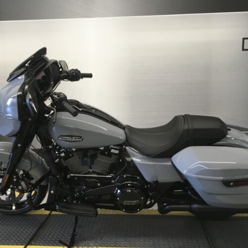 FLHX 2026 Street Glide® thumb 2