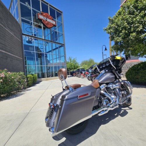 FLHXS 2017 Street Glide® Special thumb 1