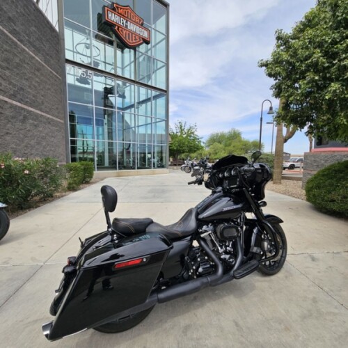 FLHXS 2018 Street Glide® Special thumb 1