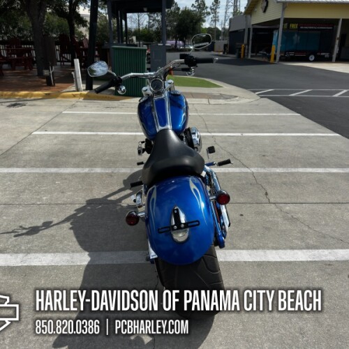 2009 Harley-Davidson® Softail® Rocker™ C thumb 2