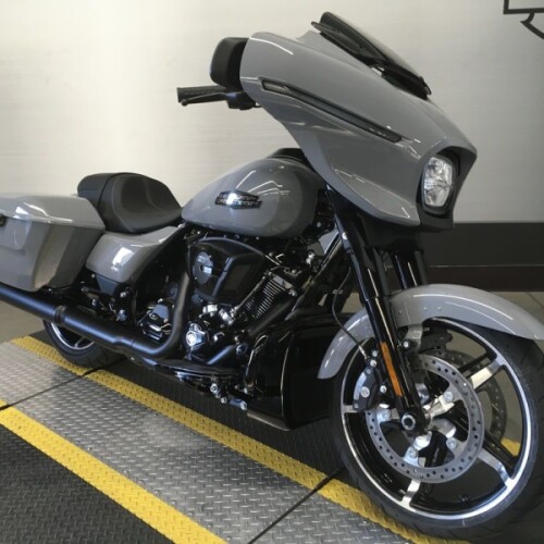 FLHX 2026 Street Glide® thumb 3