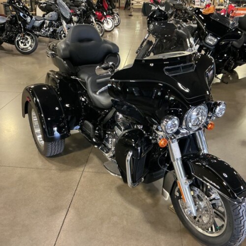 FLHTCUTG 2024 Tri Glide™ Ultra thumb 3