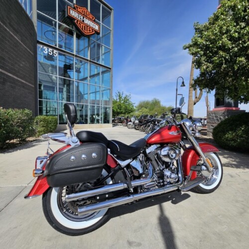  2013 Softail® Deluxe thumb 2