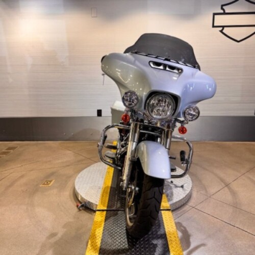 FLHX 2023 Street Glide® thumb 2