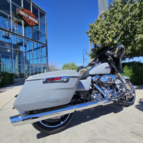 FLHX 2026 Street Glide® thumb 2