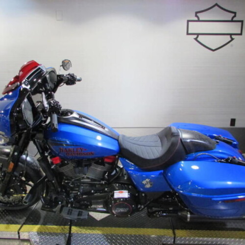FLHXSTSE 2026 CVO Street Glide ST thumb 0