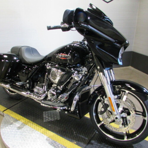 FLHX 2026 Street Glide® thumb 3