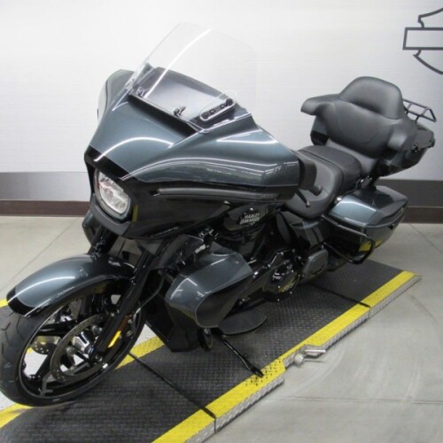 FLHXU 2025 Street Glide™ Ultra thumb 2