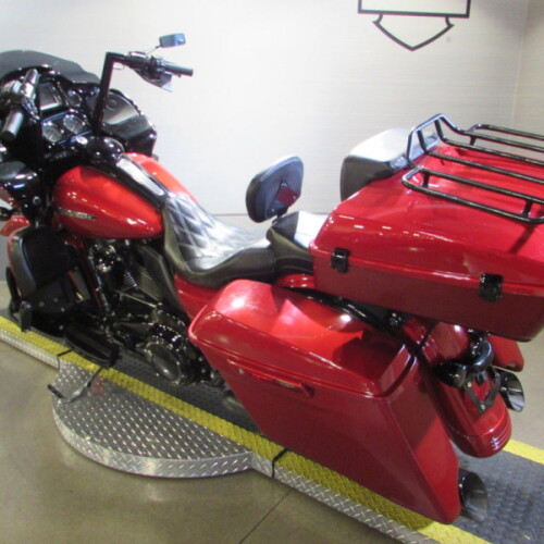 FLTRXS 2018 Road Glide® Special thumb 1