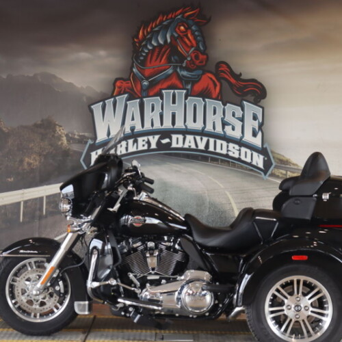 FLHTCUTG 2024 Tri Glide™ Ultra thumb 3