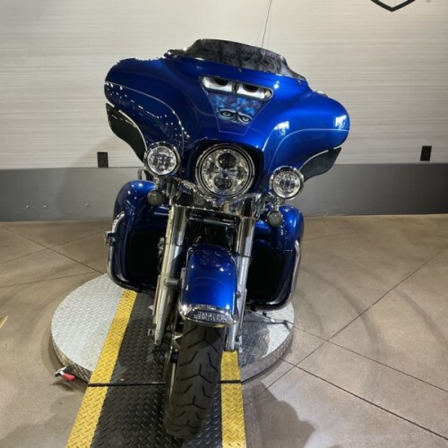FLHTCU 2017 Electra Glide® Ultra Classic® thumb 2