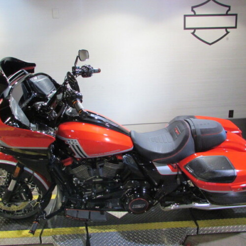 FLTRXSE 2024 CVO™ Road Glide® thumb 0
