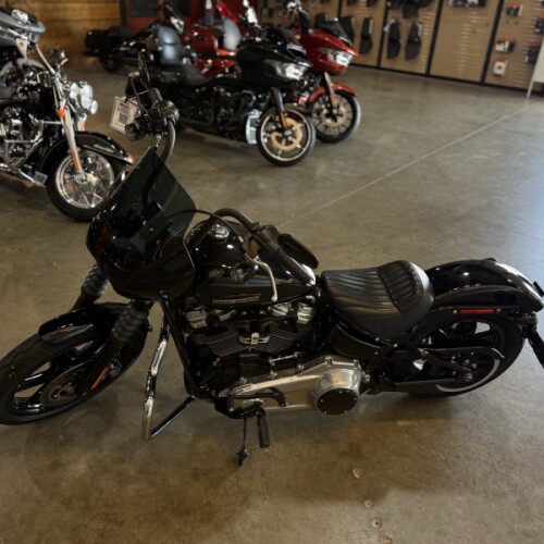 FXBB 2025 Street Bob™ thumb 2