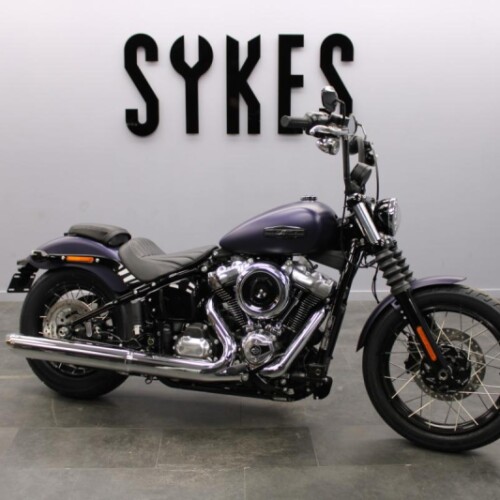 2025 Harley-Davidson FXBB Softail Street Bob 117 in Purple Abyss Denim thumb 1