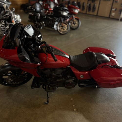 FLTRXSTSE 2025 CVO™ Road Glide™ ST thumb 2