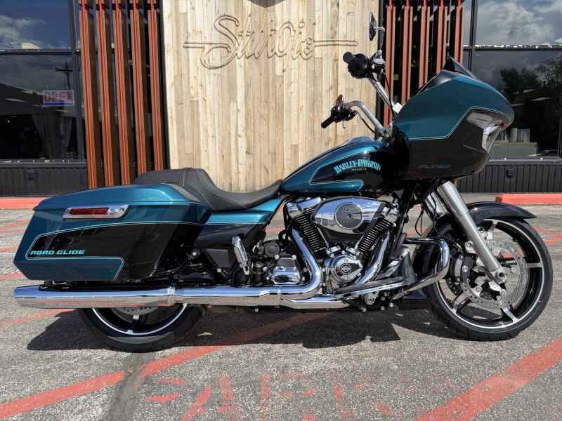 FLTRX 2026 Road Glide®