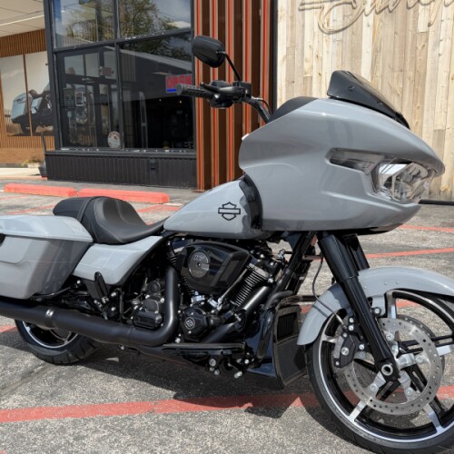 FLTRX 2026 Road Glide® thumb 3