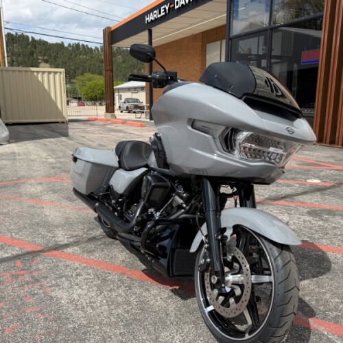 FLTRX 2026 Road Glide® thumb 2