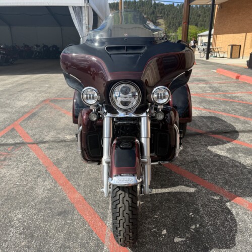 FLHTCUTG 2022 Tri Glide® Ultra thumb 2