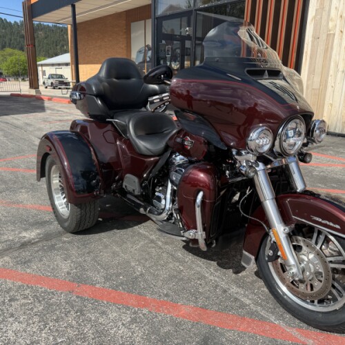 FLHTCUTG 2022 Tri Glide® Ultra thumb 3