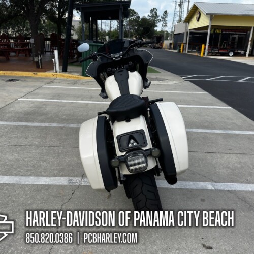 2023 Harley-Davidson® Low Rider® ST thumb 2