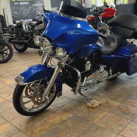 2009 Harley-Davidson® Electra Glide® Standard thumb 1