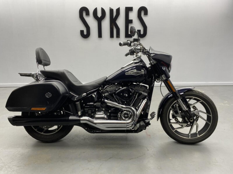 2019 Harley-Davidson FLSB Softail Sport Glide in Midnight Blue