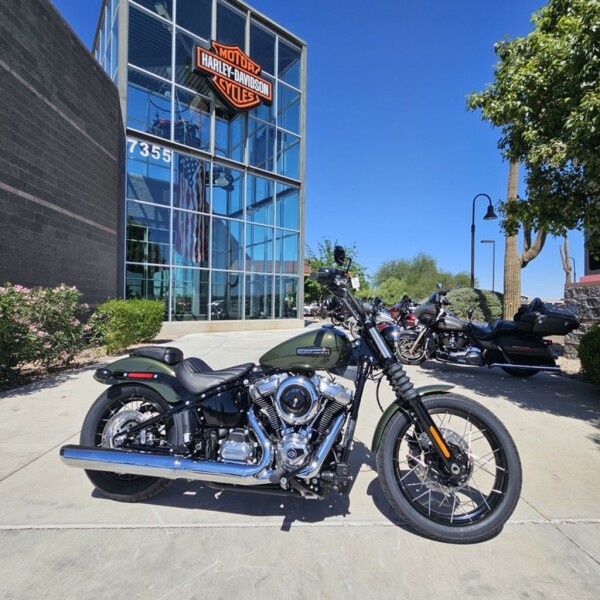 FXBB 2026 Street Bob®