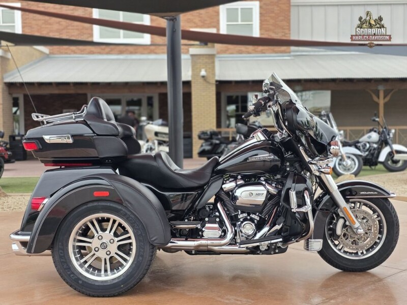 FLHTCUTG 2017 Tri Glide® Ultra