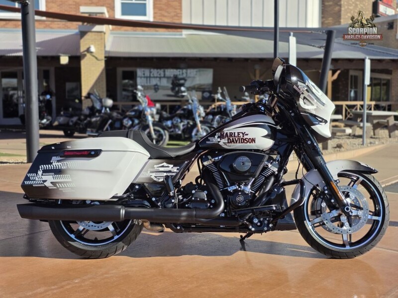 FLHX 2026 Street Glide®
