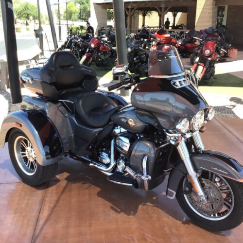 FLHTCUTG 2022 Tri Glide® Ultra thumb 3
