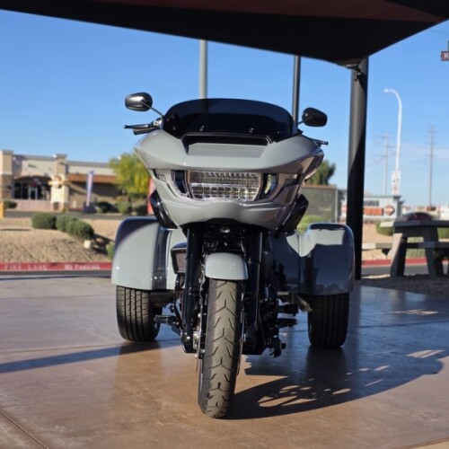 FLTRT 2026 Road Glide 3 thumb 2